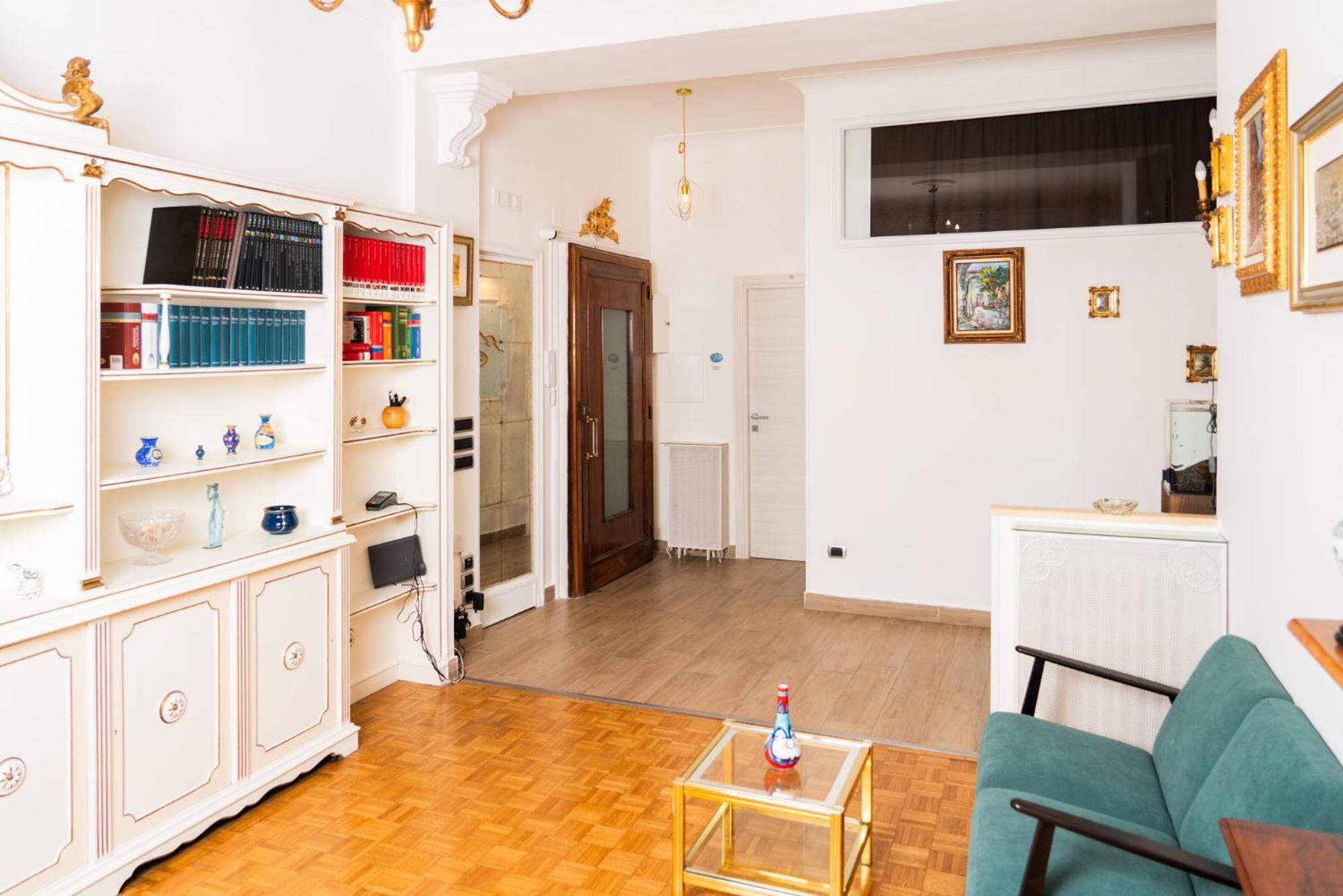 Suite Cervantes Naples Exterior photo